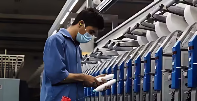 تولید نخ پنبه‌ای در نساجی خسروی مشهد