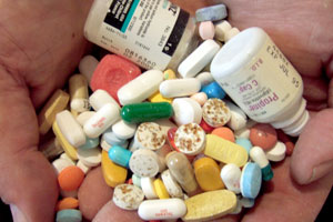 کریمی: تخصیص ارز به اقلام دارویی شتاب می‌گیرد