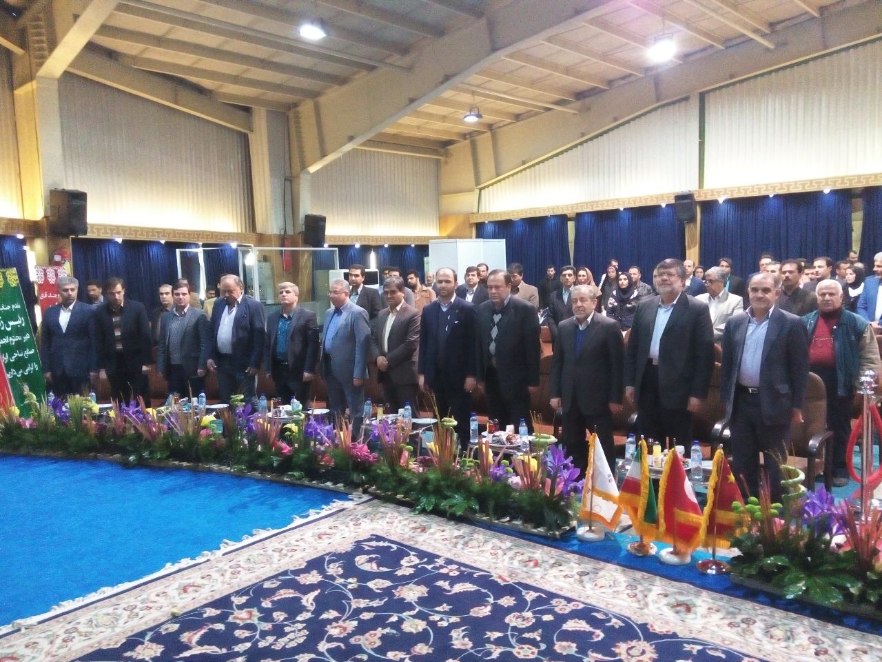 نمایشگاه نساجی و فرش ماشینی اصفهان