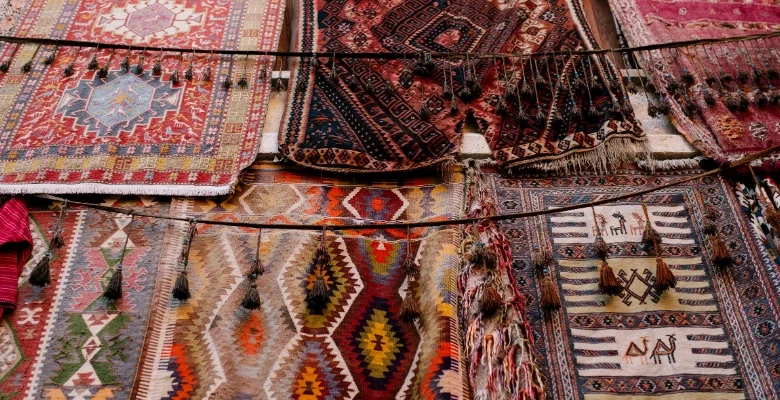 فرش دستباف