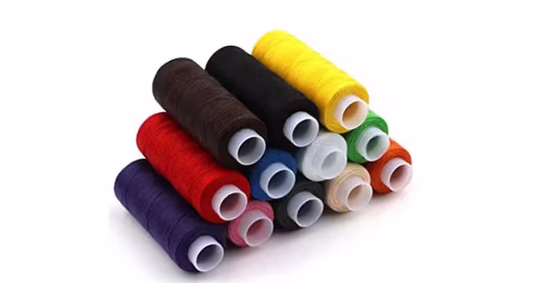 لباس ورزشی کشسان ساخته‌شده از نخ اسپاندکس