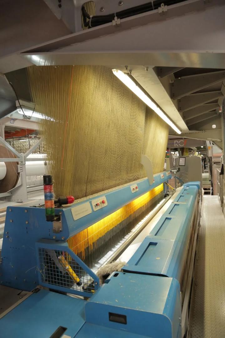 کارخانه کوزا هالی در غازیانتپ در حال تولید فرش‌های برند کلوین کلاین 