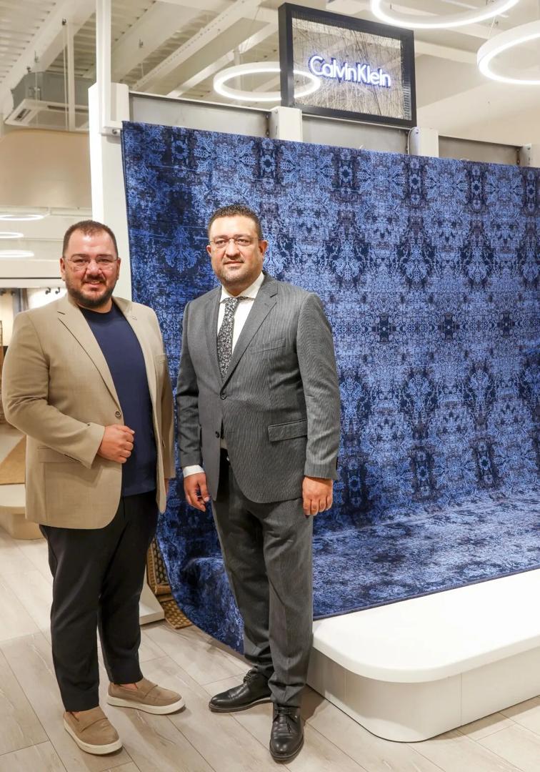 کارخانه کوزا هالی در غازیانتپ در حال تولید فرش‌های برند کلوین کلاین 