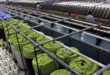 چالشهای صنعت نساجی در خراسان رضوی با ماشینآلات قدیمی و کمبود مواد اولیه