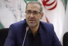 جمعآوری خردهپارچه و پسماند نساجی از تولیدیهای پوشاک در محدوده هفتتیر و خیابان مفتح تهران توسط خودروهای شهرداری