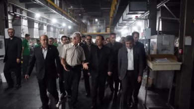 بازدید استاندار قزوین از کارخانه نفیس نخ و خط تولید صنعت نساجی