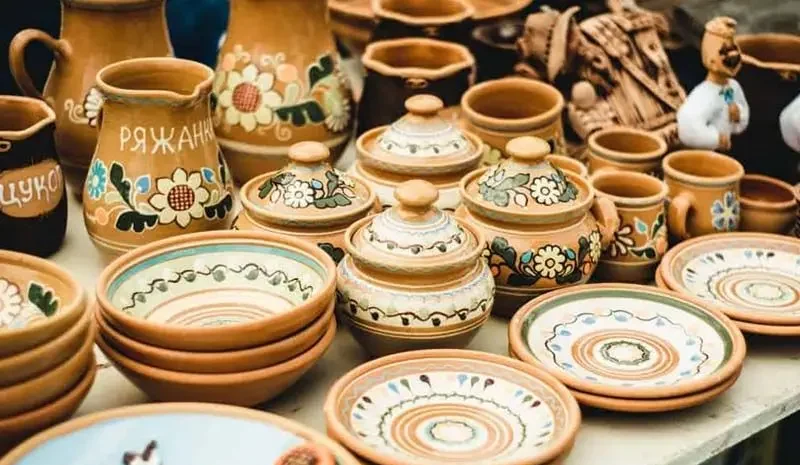 صنایع دستی گلستان شامل منسوجات سنتی و محصولات هنری بومی استان